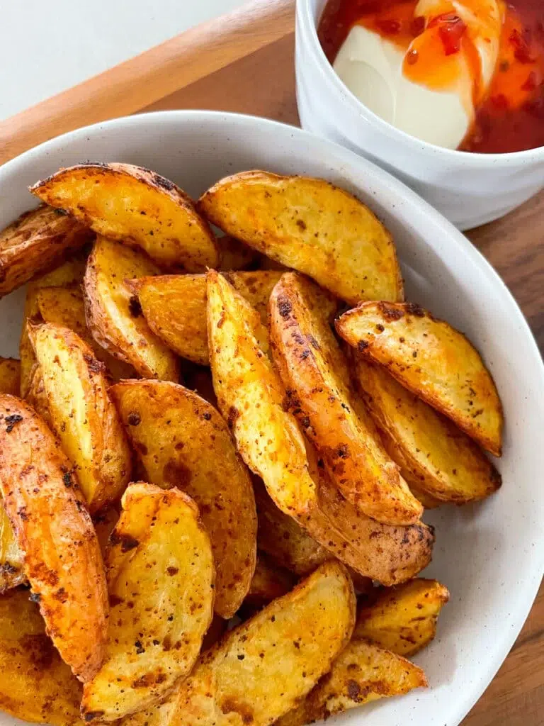 OVEN BAKED Crispy Potato Wedges Recipe