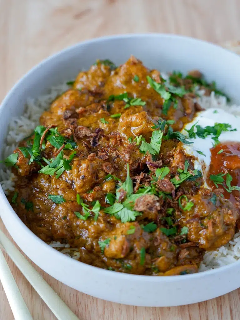 Quick Coconut Creamy Chicken Curry